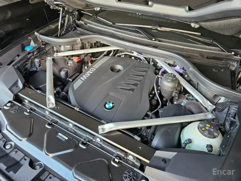 2025 BMW X7 с пробегом 4 550 км