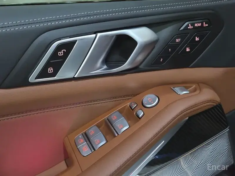 2024 BMW X7 с пробегом 20 129 км