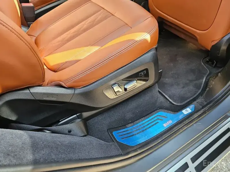 2025 BMW X7 с пробегом 4 550 км