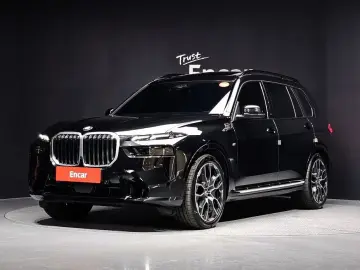 2025 BMW X7 с пробегом 16 542 км