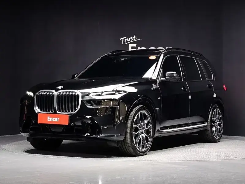 2025 BMW X7 с пробегом 16 542 км