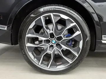 2024 BMW X7 с пробегом 18 228 км