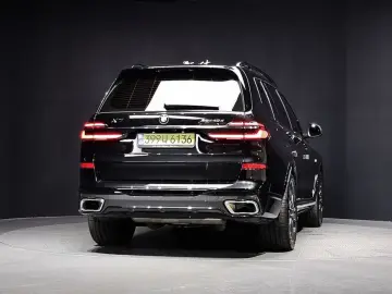 2025 BMW X7 с пробегом 16 542 км