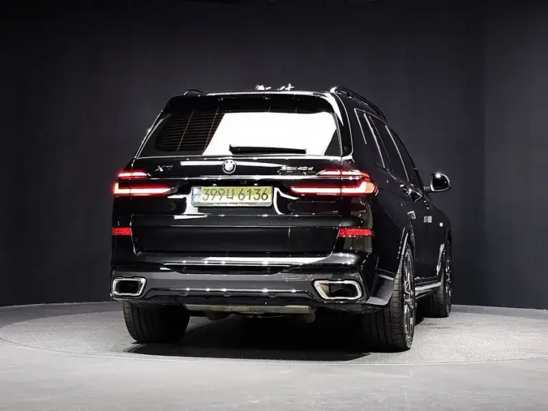 2025 BMW X7 с пробегом 16 542 км