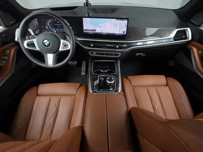 2024 BMW X7 с пробегом 18 228 км