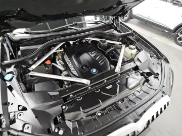 2025 BMW X7 с пробегом 16 542 км