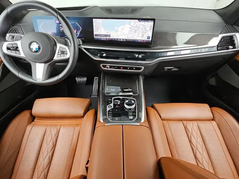 2025 BMW X7 с пробегом 16 542 км