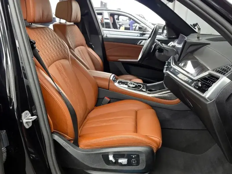 2024 BMW X7 с пробегом 18 228 км
