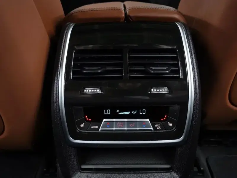2024 BMW X7 с пробегом 18 228 км