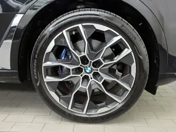 2024 BMW X7 с пробегом 18 228 км