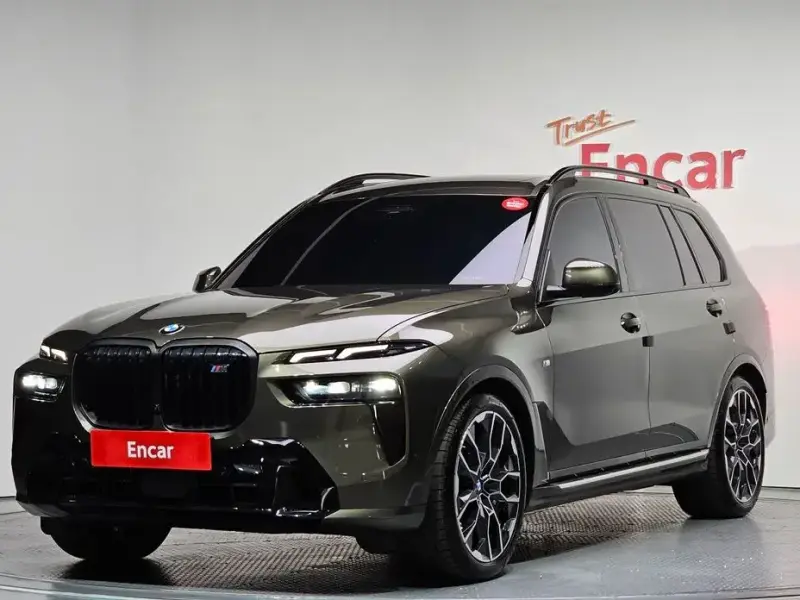 2025 BMW X7 с пробегом 19 508 км
