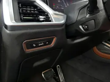 2024 BMW X7 с пробегом 18 228 км