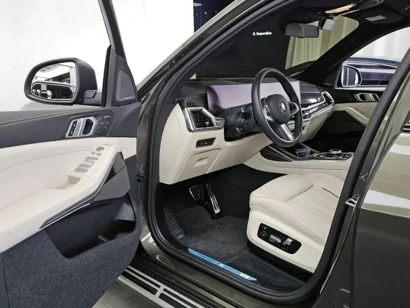 2025 BMW X7 с пробегом 19 508 км