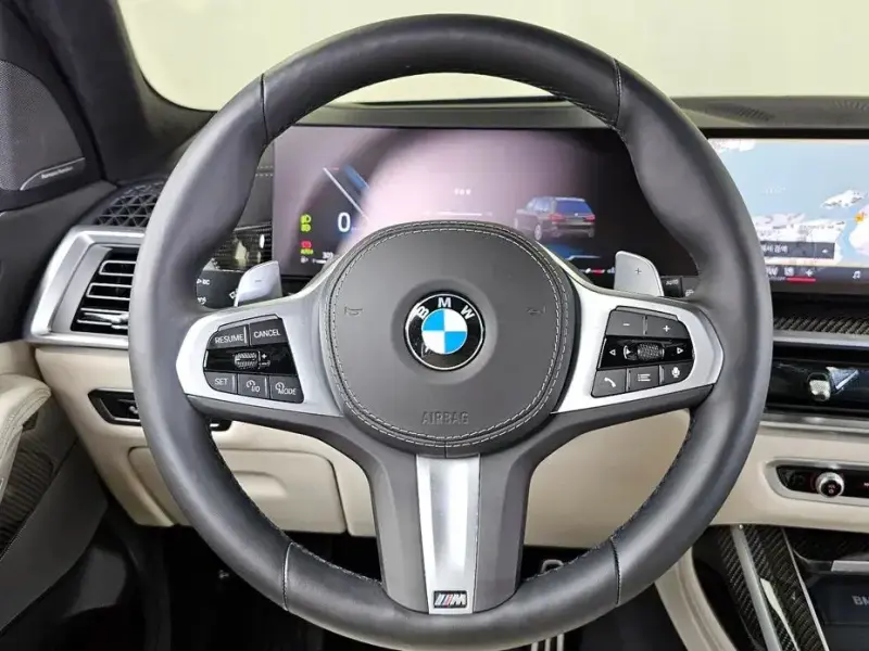 2025 BMW X7 с пробегом 19 508 км