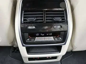 2025 BMW X7 с пробегом 19 508 км