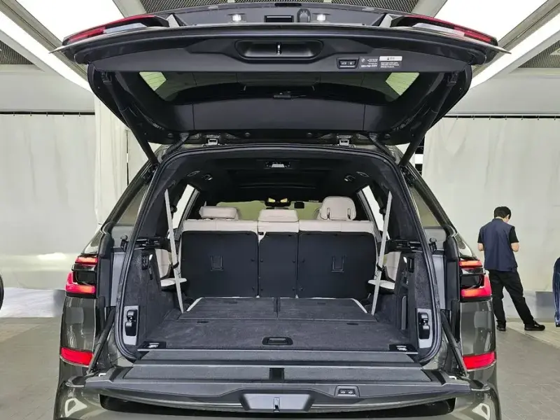 2025 BMW X7 с пробегом 19 508 км