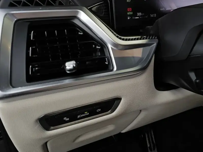 2025 BMW X7 с пробегом 19 508 км