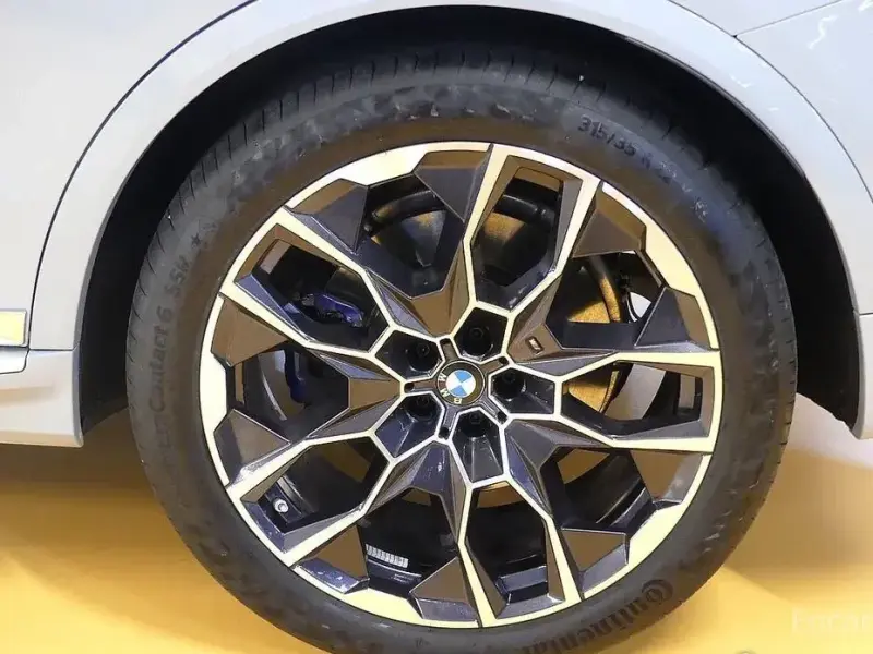 2024 BMW X7 с пробегом 34 000 км