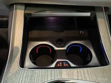2025 BMW X7 с пробегом 4 282 км