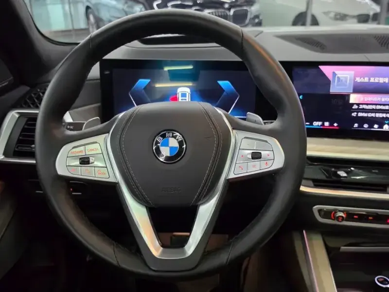 2025 BMW X7 с пробегом 16 306 км