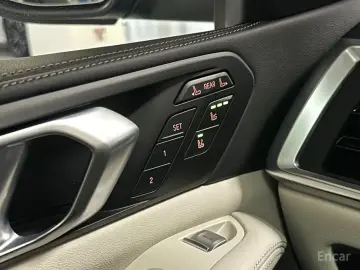 2025 BMW X7 с пробегом 4 282 км