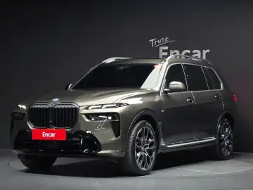 2025 BMW X7 с пробегом 17 746 км