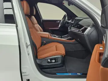 2024 BMW X7 с пробегом 3 902 км