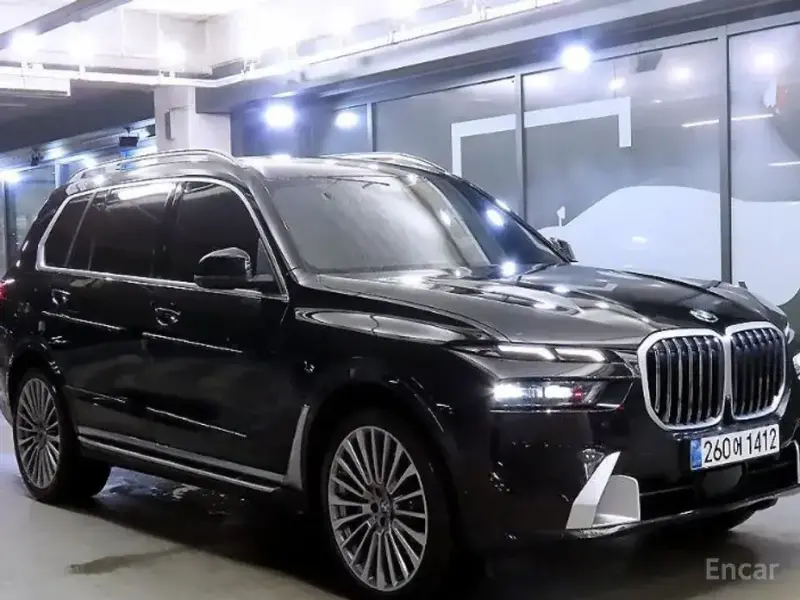2024 BMW X7 с пробегом 33 001 км