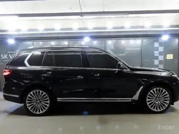2024 BMW X7 с пробегом 33 001 км