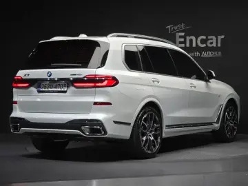 2025 BMW X7 с пробегом 20 790 км