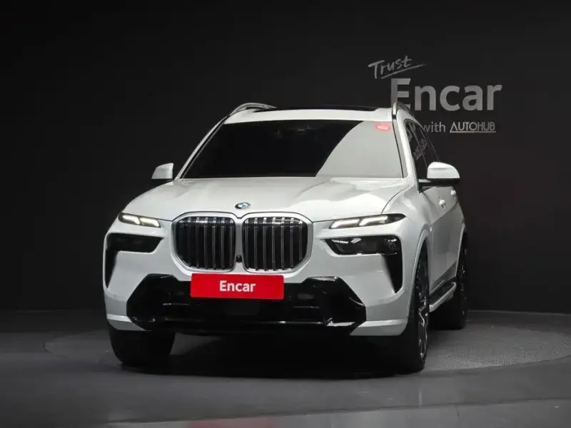 2025 BMW X7 с пробегом 20 790 км