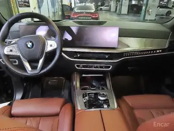 2024 BMW X7 с пробегом 33 001 км