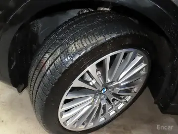 2024 BMW X7 с пробегом 33 001 км