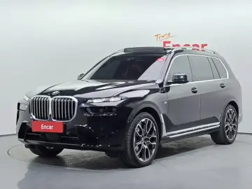 2025 BMW X7 с пробегом 4 438 км