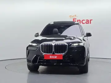 2025 BMW X7 с пробегом 4 221 км