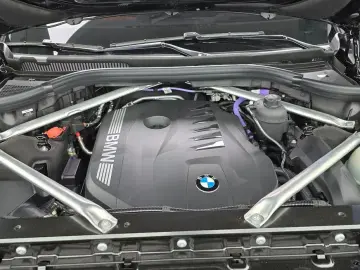 2025 BMW X7 с пробегом 4 438 км