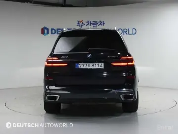 2025 BMW X7 с пробегом 10 982 км