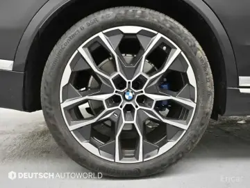 2025 BMW X7 с пробегом 10 982 км