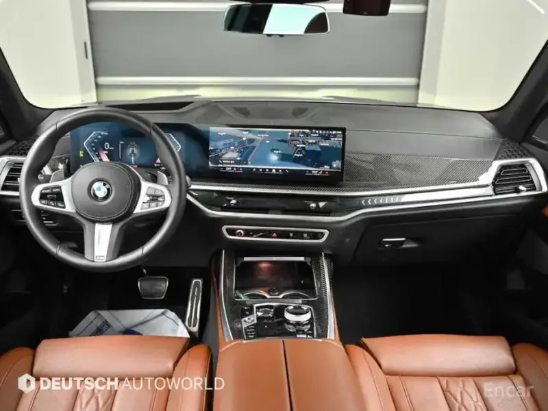 2025 BMW X7 с пробегом 10 982 км