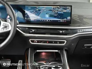 2025 BMW X7 с пробегом 10 982 км