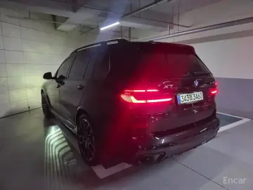 2025 BMW X7 с пробегом 220 000 км