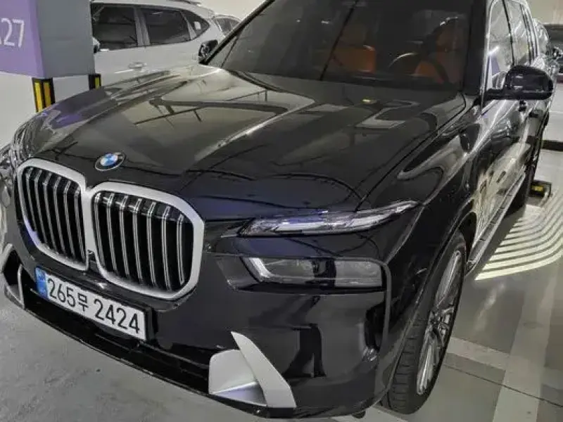 2025 BMW X7 с пробегом 4 200 км