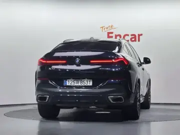 2025 BMW X6 с пробегом 7 294 км