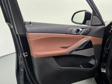 2025 BMW X6 с пробегом 7 294 км