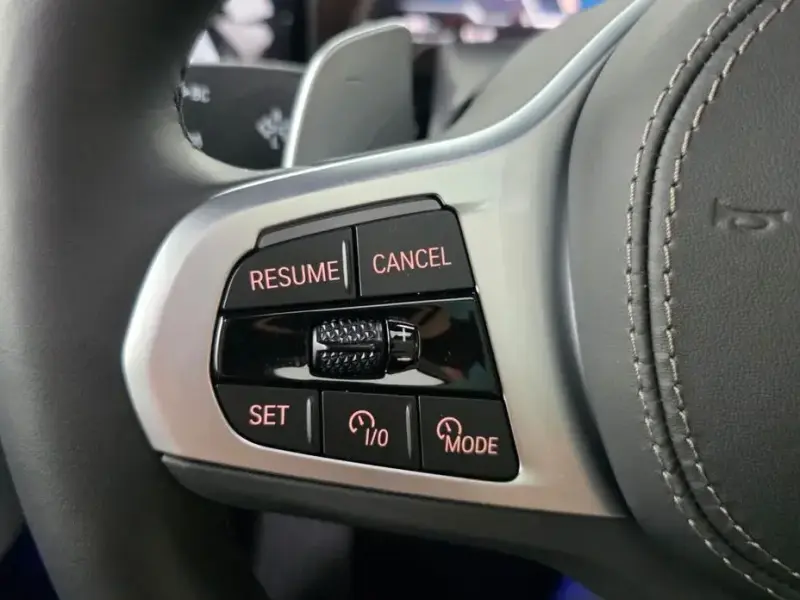 2025 BMW X6 с пробегом 7 294 км
