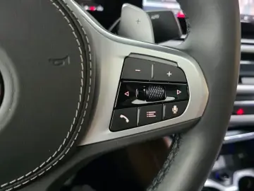 2025 BMW X6 с пробегом 7 294 км