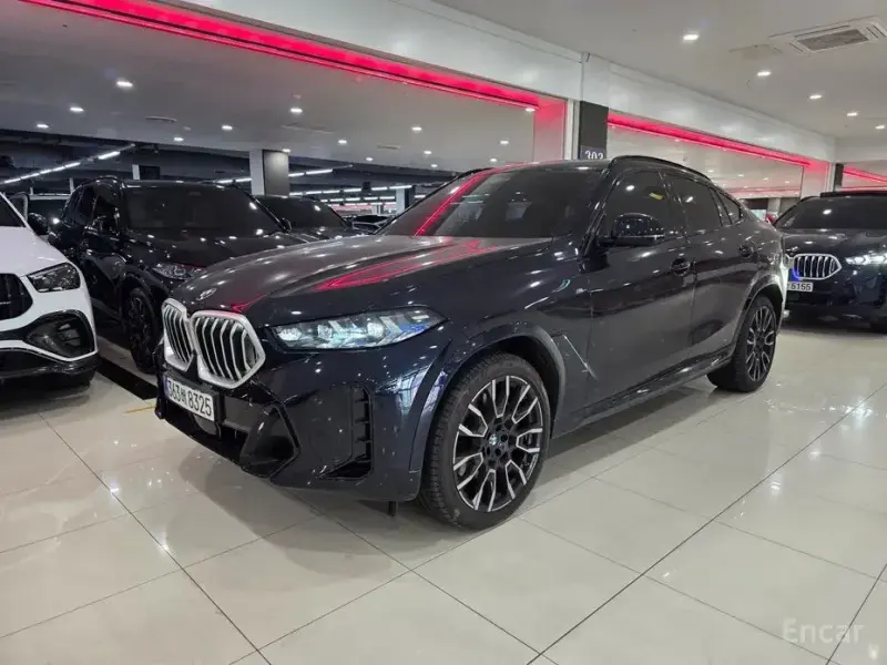 2025 BMW X6 с пробегом 13 451 км