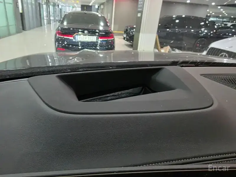 2025 BMW X6 с пробегом 13 451 км