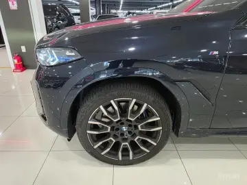 2025 BMW X6 с пробегом 15 210 км