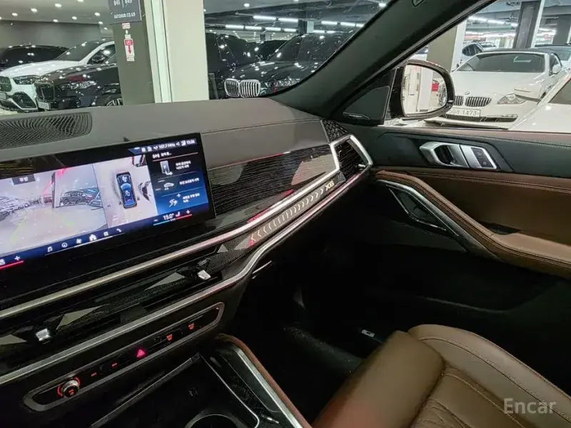 2025 BMW X6 с пробегом 15 210 км